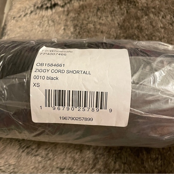 Free People Ziggy Cord Shortalls Brand New - Picture 7 of 16